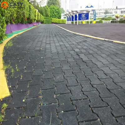 Piastrelle di gomma a ossa di cane, facili da installare e antiscivolo, per passeggiate e percorsi sportivi all'aperto